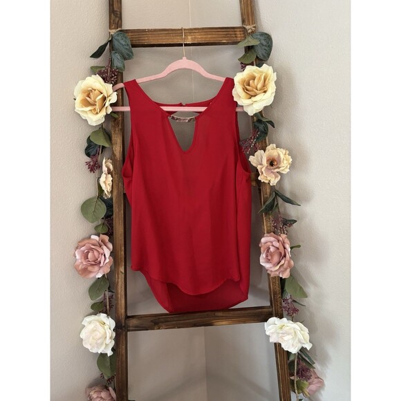 Meraki Sleeveless Red Keyhole Top Lightweight Medium - Picture 4 of 7